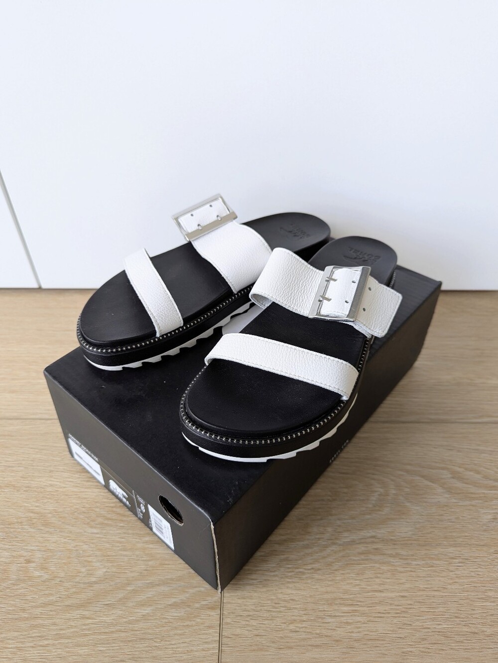 Sorel Roaming Buckle Leather Platform Slide Sandals – White, Women's 8